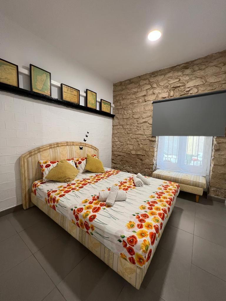 Des Rustic Center Apartment Alicante Exterior photo